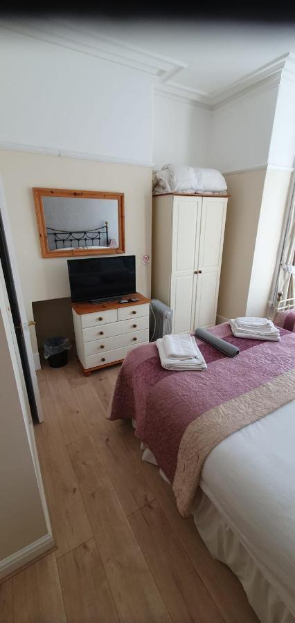 St Davids & Moorfield Hotels Chapel Street חלנדודנו מראה חיצוני תמונה